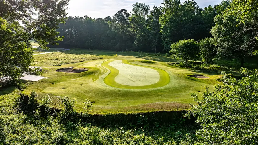 Barefoot Resort – Dye Course, view 2