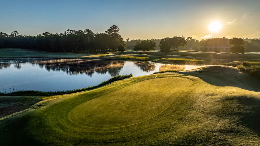 Barefoot Resort – Love Course, view 2