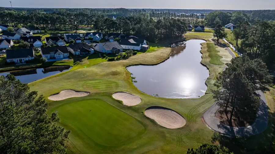 Meadowlands Golf Club, view 2